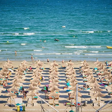 Apartmán Rise And Shine N Pool Alezzi Beach Năvodari